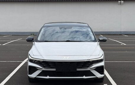 Hyundai Elantra, 2024 год, 1 750 000 рублей, 2 фотография