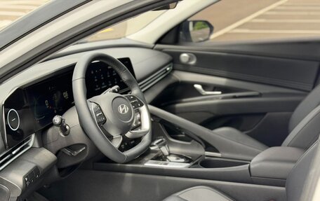 Hyundai Elantra, 2024 год, 1 750 000 рублей, 10 фотография