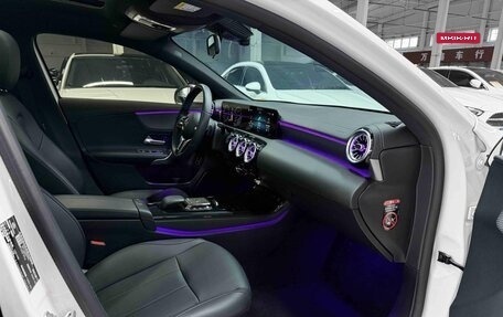 Mercedes-Benz A-Класс, 2022 год, 1 510 000 рублей, 14 фотография