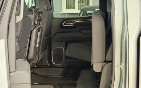 Chevrolet Silverado, 2025 год, 6 990 000 рублей, 15 фотография