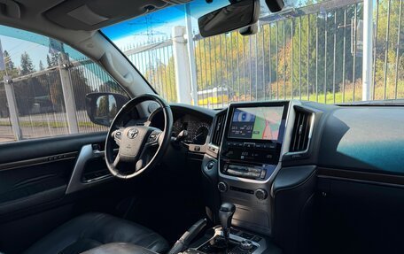 Toyota Land Cruiser 200, 2015 год, 4 649 000 рублей, 9 фотография