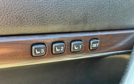 Toyota Land Cruiser 200, 2015 год, 4 649 000 рублей, 21 фотография