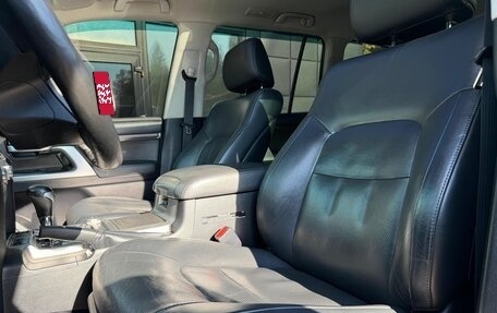 Toyota Land Cruiser 200, 2015 год, 4 649 000 рублей, 19 фотография