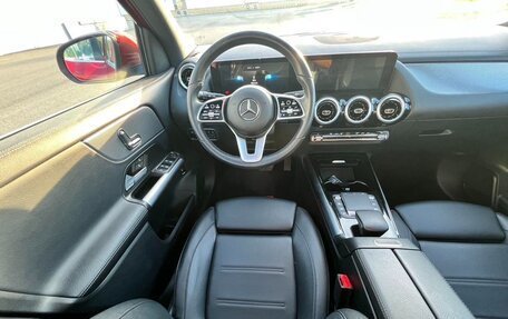 Mercedes-Benz GLA, 2022 год, 2 240 000 рублей, 15 фотография
