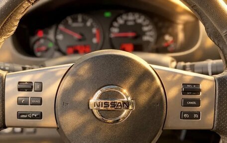Nissan Navara (Frontier), 2013 год, 1 700 000 рублей, 15 фотография