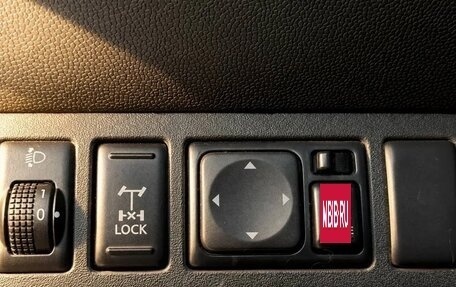Nissan Navara (Frontier), 2013 год, 1 700 000 рублей, 17 фотография