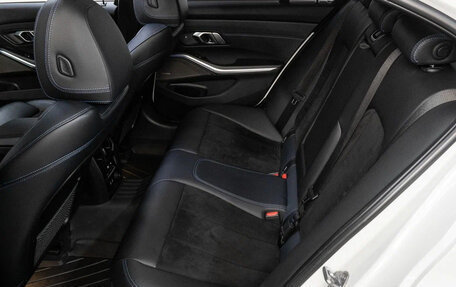 BMW 3 серия, 2019 год, 3 990 000 рублей, 11 фотография