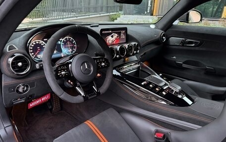 Mercedes-Benz AMG GT I рестайлинг, 2022 год, 59 900 000 рублей, 33 фотография