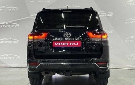 Toyota Land Cruiser, 2021 год, 10 800 000 рублей, 4 фотография