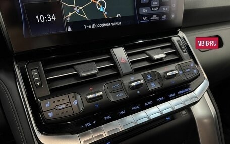 Toyota Land Cruiser, 2021 год, 10 800 000 рублей, 19 фотография