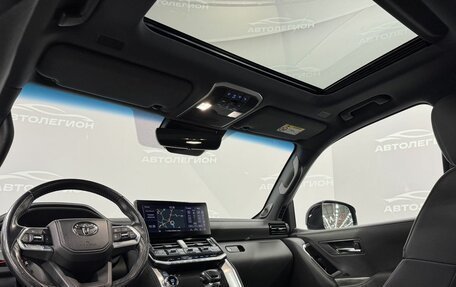 Toyota Land Cruiser, 2021 год, 10 800 000 рублей, 27 фотография