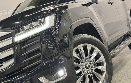 Toyota Land Cruiser, 2021 год, 10 800 000 рублей, 32 фотография