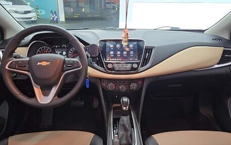 Chevrolet Monza, 2022 год, 957 000 рублей, 10 фотография