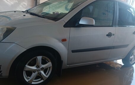 Ford Fiesta, 2007 год, 370 000 рублей, 9 фотография