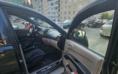 Mitsubishi L200 IV рестайлинг, 2012 год, 1 470 000 рублей, 10 фотография