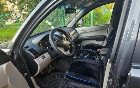 Mitsubishi L200 IV рестайлинг, 2012 год, 1 470 000 рублей, 7 фотография