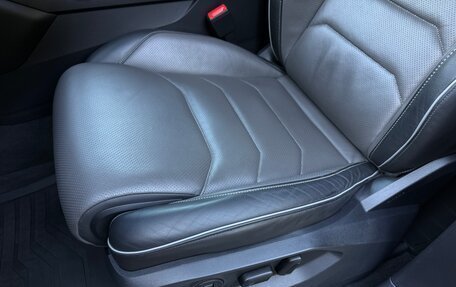 Volkswagen Touareg III, 2021 год, 6 990 000 рублей, 19 фотография