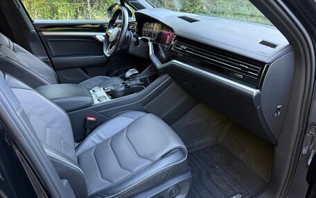 Volkswagen Touareg III, 2021 год, 6 990 000 рублей, 28 фотография