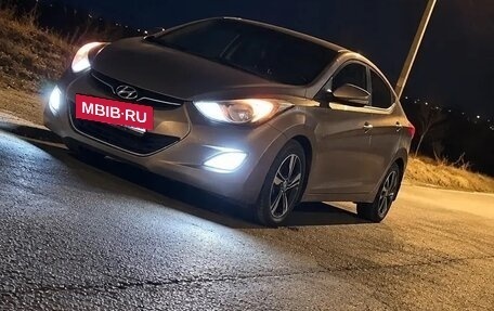 Hyundai Elantra V, 2012 год, 750 000 рублей, 3 фотография