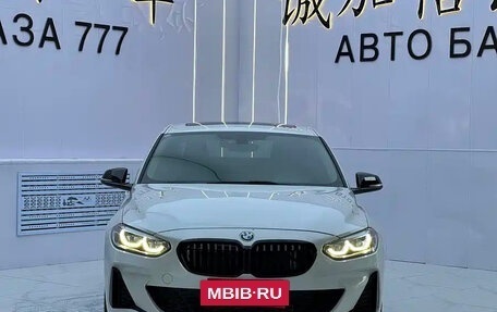 Mercedes-Benz A-Класс, 2023 год, 1 700 000 рублей, 2 фотография