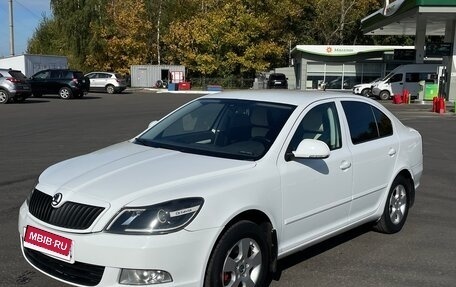 Skoda Octavia, 2011 год, 680 000 рублей, 2 фотография
