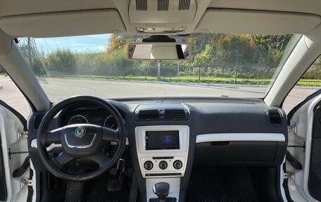 Skoda Octavia, 2011 год, 680 000 рублей, 17 фотография