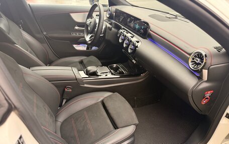 Mercedes-Benz CLA, 2020 год, 4 250 000 рублей, 36 фотография
