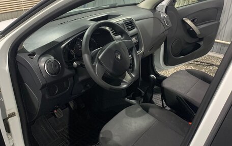 Renault Logan II, 2015 год, 549 000 рублей, 7 фотография