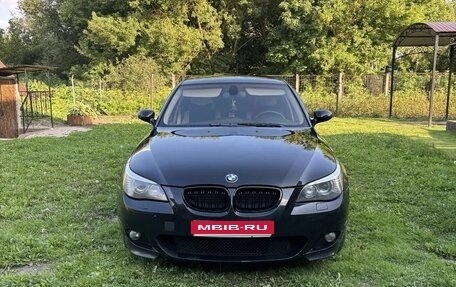 BMW 5 серия, 2007 год, 1 350 000 рублей, 1 фотография