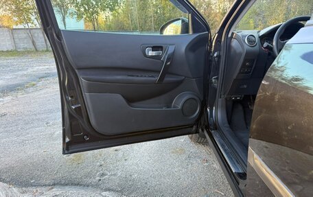 Nissan Qashqai, 2011 год, 900 000 рублей, 9 фотография