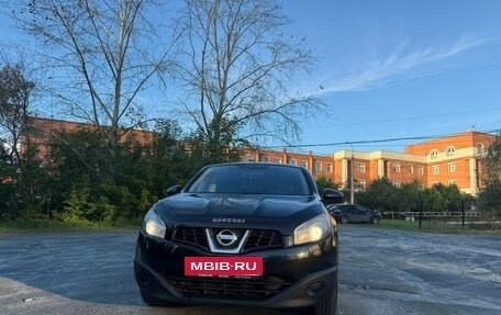 Nissan Qashqai, 2011 год, 900 000 рублей, 31 фотография