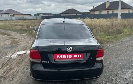 Volkswagen Polo VI (EU Market), 2012 год, 800 000 рублей, 3 фотография