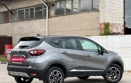 Renault Kaptur I рестайлинг, 2021 год, 1 675 000 рублей, 3 фотография