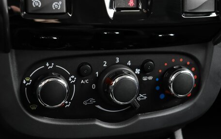 Renault Duster I рестайлинг, 2017 год, 1 655 000 рублей, 13 фотография