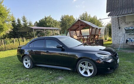 BMW 5 серия, 2007 год, 1 350 000 рублей, 3 фотография