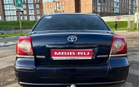 Toyota Avensis III рестайлинг, 2006 год, 525 000 рублей, 3 фотография