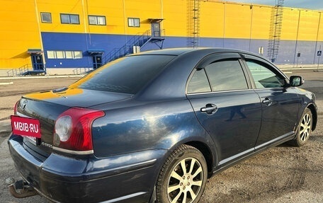 Toyota Avensis III рестайлинг, 2006 год, 525 000 рублей, 5 фотография