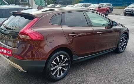 Volvo V40 Cross Country I, 2018 год, 1 750 000 рублей, 2 фотография