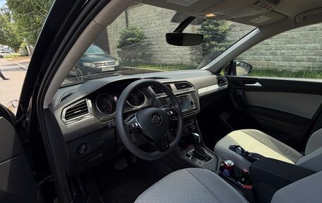 Volkswagen Tiguan II, 2021 год, 2 180 000 рублей, 6 фотография