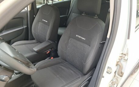 Renault Sandero II рестайлинг, 2018 год, 1 070 000 рублей, 14 фотография