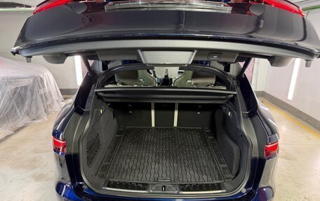 Jaguar F-Pace, 2023 год, 7 190 000 рублей, 14 фотография