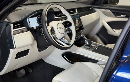 Jaguar F-Pace, 2023 год, 7 190 000 рублей, 16 фотография