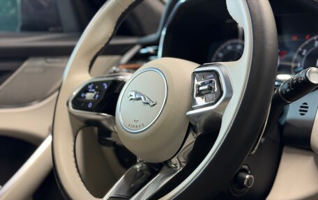 Jaguar F-Pace, 2023 год, 7 190 000 рублей, 20 фотография