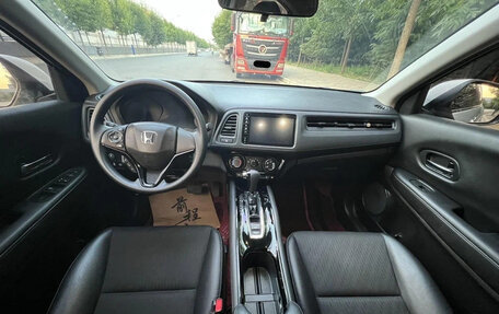 Honda Vezel, 2022 год, 1 560 000 рублей, 9 фотография