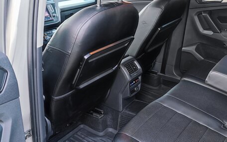 Volkswagen Tiguan II, 2017 год, 1 850 000 рублей, 20 фотография