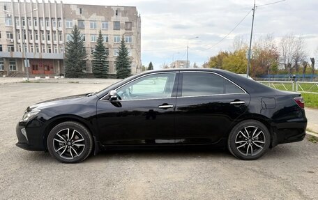 Toyota Camry, 2018 год, 2 200 000 рублей, 5 фотография