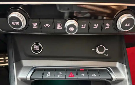 Audi Q3, 2023 год, 2 381 000 рублей, 15 фотография