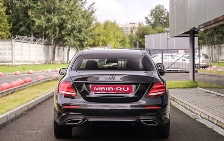 Mercedes-Benz E-Класс, 2018 год, 2 749 000 рублей, 7 фотография
