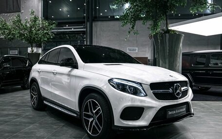 Mercedes-Benz GLE, 2018 год, 4 999 900 рублей, 10 фотография