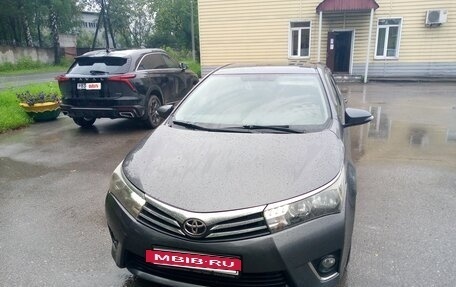 Toyota Corolla, 2015 год, 930 000 рублей, 4 фотография